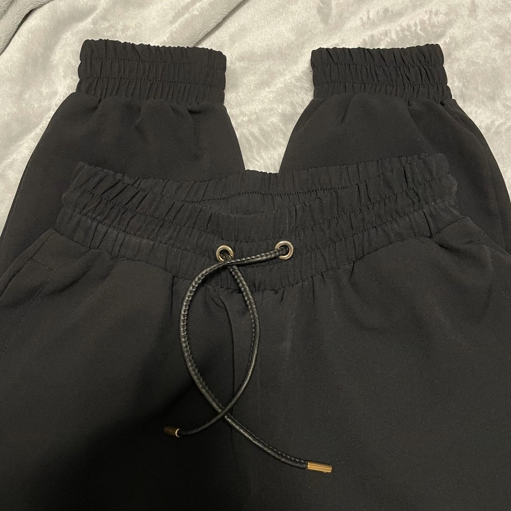 Joggers - Picture 2 of 6